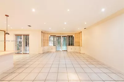 602 Malaga Ave #B, Coral Gables, FL 33134 - Photo 4