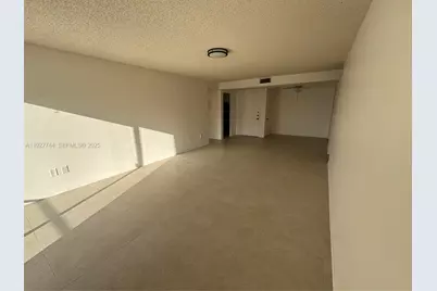 7725 SW 86th St #A1-214, Miami, FL 33143 - Photo 2