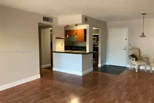 10431 N Kendall Dr, Miami, FL 33176 - Photo 4