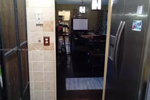 1000 St Charles Pl, Pembroke Pines, FL 33026 - Photo 2