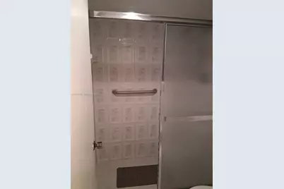 1000 Saint Charles Pl #L2, Pembroke Pines, FL 33026 - Photo 14