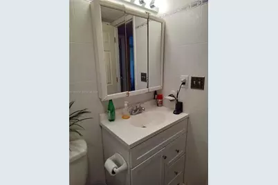 1000 Saint Charles Pl #L2, Pembroke Pines, FL 33026 - Photo 14