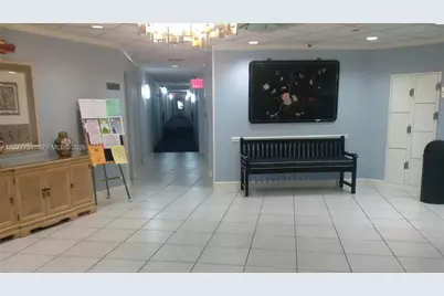 1000 Saint Charles Pl #L2, Pembroke Pines, FL 33026 - Photo 2