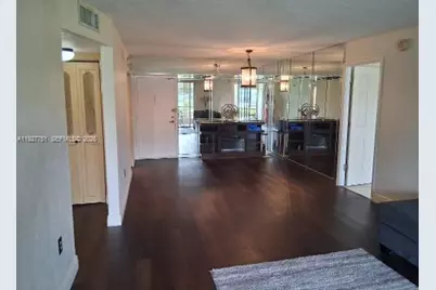 1000 Saint Charles Pl #L2, Pembroke Pines, FL 33026 - Photo 4