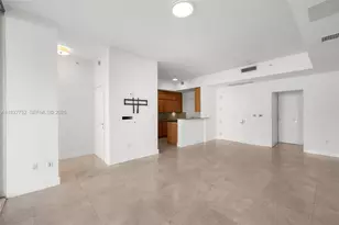 50 South Pointe Dr, Miami Beach, FL 33139 - Photo 8