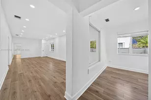 426 SW 26th Rd, Miami, FL 33129 - Photo 6