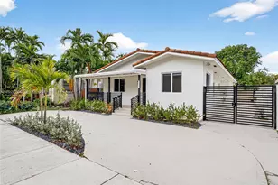 426 SW 26th Rd, Miami, FL 33129 - Photo 1