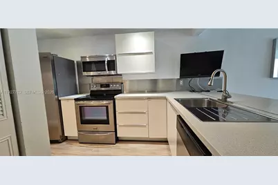 9450 Poinciana Pl #103, Davie, FL 33324 - Photo 24