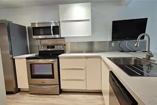 9450 Poinciana Pl, Davie, FL 33324 - Photo 24