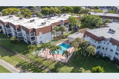 8002 Lagos De Campo Blvd #B-201, Tamarac, FL 33321 - Photo 1