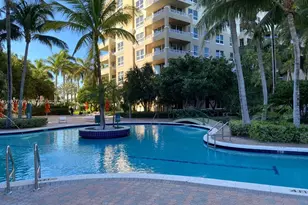 19501 W Country Club Dr, Aventura, FL 33180 - Photo 40