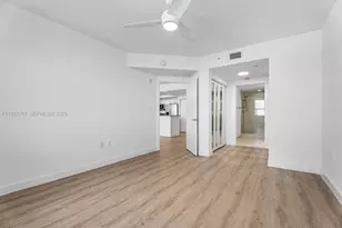 19501 W Country Club Dr, Aventura, FL 33180 - Photo 14