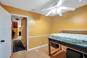 251 W Hemingway Cir, Margate, FL 33063 - Photo 30