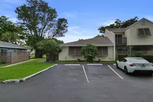 251 W Hemingway Cir, Margate, FL 33063 - Photo 34