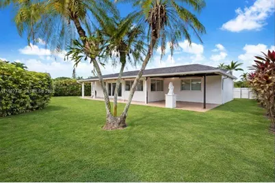 8952 SW 10th Ter, Miami, FL 33174 - Photo 18