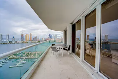 7000 Island Bl #2806, Aventura, FL 33160 - Photo 2