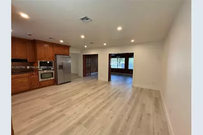 5900 SW 6th St, Miami, FL 33144 - Photo 4