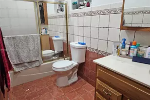 14420 Lake Childs Ct, Miami Lakes, FL 33014 - Photo 6