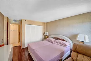 1201 S Ocean Dr, Hollywood, FL 33019 - Photo 28