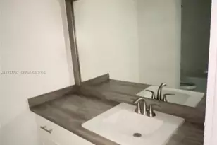 1595 NE 135th St, North Miami, FL 33161 - Photo 18