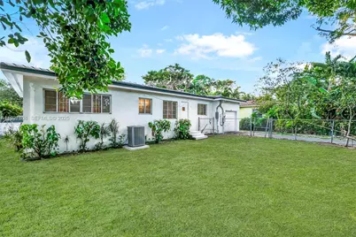 113 NW 107th St, Miami Shores, FL 33168 - Photo 4