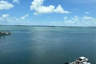 905 Brickell Bay Dr, Miami, FL 33131 - Photo 2