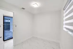 7881 Hope St, Hollywood, FL 33024 - Photo 12