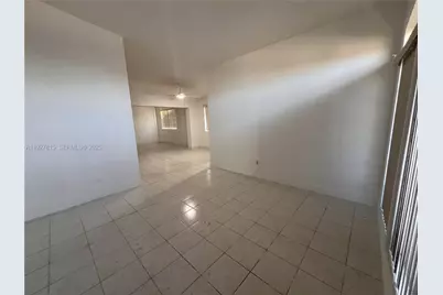 8220 SW 29th St, Miami, FL 33155 - Photo 4