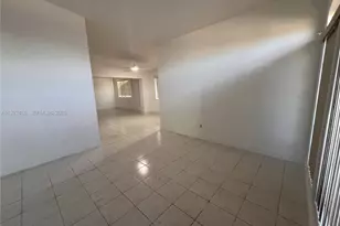 8220 SW 29th St, Miami, FL 33155 - Photo 4