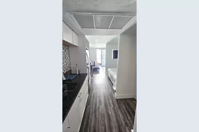 19201 Collins Ave #1124, Sunny Isles Beach, FL 33160 - Photo 2