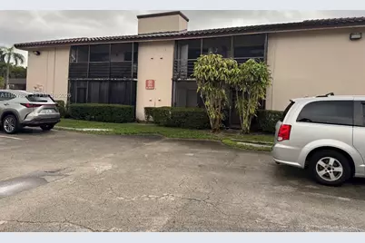 855 NE 209th St #102-34, Miami, FL 33179 - Photo 2