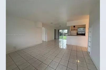 301 N 70th Ave #0, Hollywood, FL 33024 - Photo 2