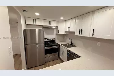5845 Washington St #65, Hollywood, FL 33023 - Photo 4
