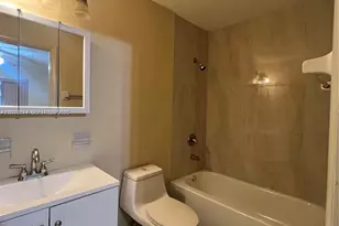 1581 NE 117th St, Miami, FL 33161 - Photo 12