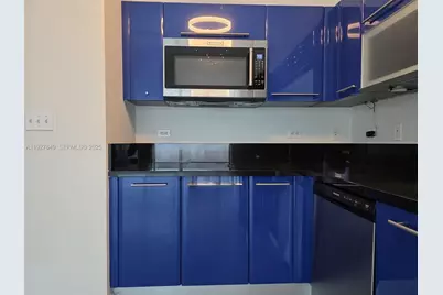 253 NE 2nd St #324, Miami, FL 33132 - Photo 1