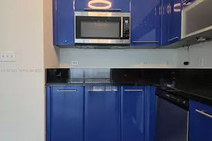 253 NE 2nd St, Miami, FL 33132 - Photo 1