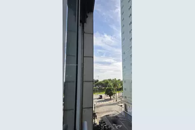 253 NE 2nd St #324, Miami, FL 33132 - Photo 10