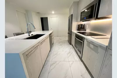 2000 Metropica Way #1009, Sunrise, FL 33323 - Photo 26