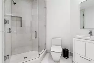 17975 Collins Ave, Sunny Isles Beach, FL 33160 - Photo 24