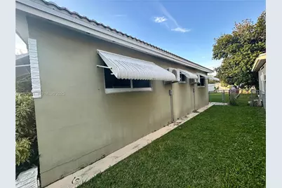 1915 Mayo St, Hollywood, FL 33020 - Photo 4