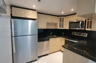 8290 Lake Dr, Doral, FL 33166 - Photo 10