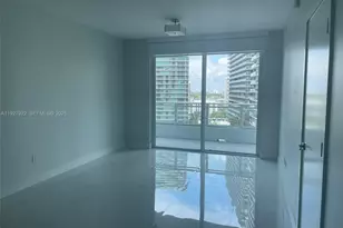 1080 Brickell Ave, Miami, FL 33131 - Photo 4