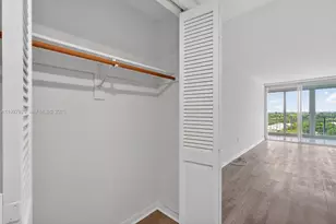 600 Grapetree Dr, Key Biscayne, FL 33149 - Photo 30