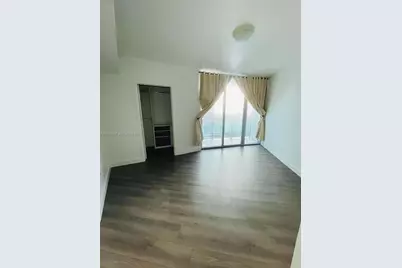350 S Miami Ave #2814, Miami, FL 33130 - Photo 10