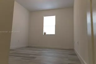 3434 W 104th Terrace, Hialeah, FL 33018 - Photo 8