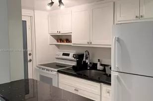 335 Collins Ave, Miami Beach, FL 33139 - Photo 18