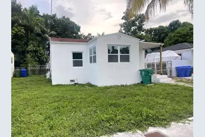 560 NW 53rd St, Miami, FL 33127 - Photo 2