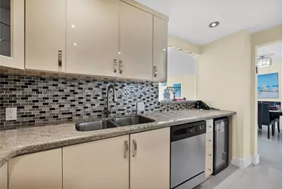 100 Bayview Dr #606, Sunny Isles Beach, FL 33160 - Photo 12