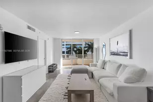 1401 Bay Rd, Miami Beach, FL 33139 - Photo 2