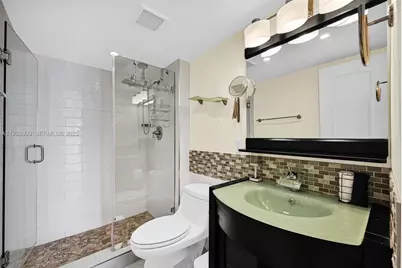100 Bayview Dr #606, Sunny Isles Beach, FL 33160 - Photo 40